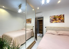 مجمع بخدمات فندقية - شقة غرفتين وصالة مفروشة - في محمودلار / الانيا 