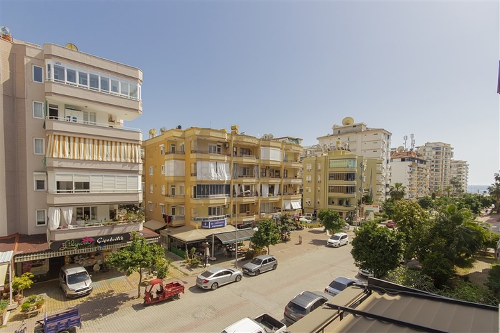 شقة فاخرة - غرفتين وصالة مفروشة - مجمع حديث - في محمودلار / الانيا 