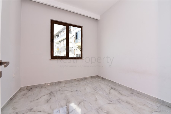 شقق للبيع في الانيا - غرفتين وصالة جديدة - ضمن مجمع سكني في اوبا / الانيا