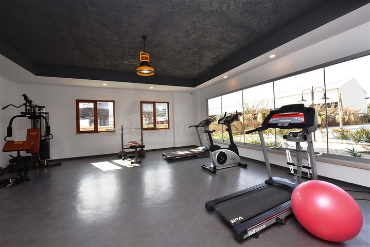 شقق للبيع في الانيا - غرفتين وصالة جديدة - ضمن مجمع سكني في اوبا / الانيا