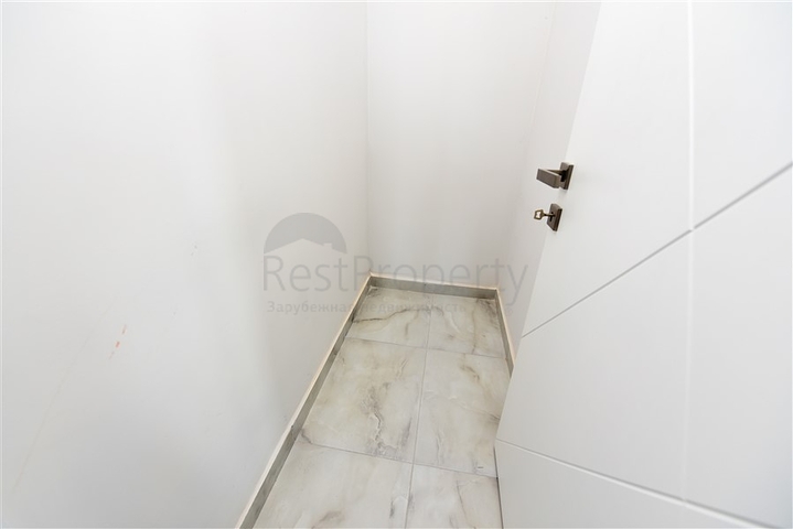 شقق للبيع في الانيا - غرفتين وصالة جديدة - ضمن مجمع سكني في اوبا / الانيا