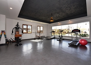 شقق للبيع في الانيا - غرفتين وصالة جديدة - ضمن مجمع سكني في اوبا / الانيا