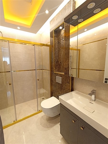 مجمع بخدمات فاخرة - شقة غرفتين وصالة - في محمودلار / الانيا