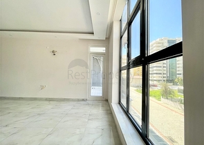 شقة جديدة بسعر مناسب - غرفة وصالة ضمن مجمع قريب من البحر - في محمودلار / الانيا 