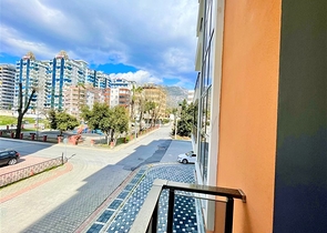 شقة جديدة بسعر مناسب - غرفة وصالة ضمن مجمع قريب من البحر - في محمودلار / الانيا 