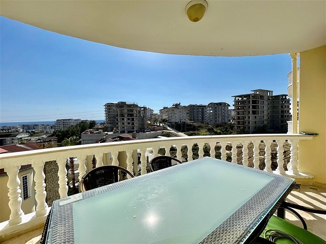 اطلالة بحر - شقة غرفتين وصالة مفروشة - ضمن مجمع سكني في افسلار / الانيا 