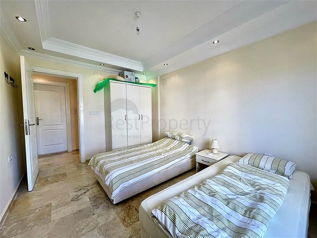 اطلالة بحر - شقة غرفتين وصالة مفروشة - ضمن مجمع سكني في افسلار / الانيا 