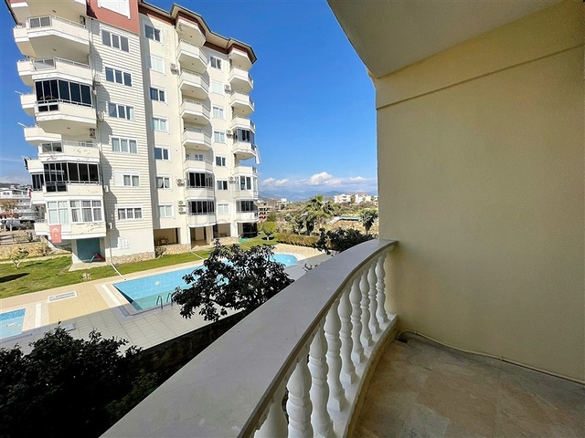 اطلالة بحر - شقة غرفتين وصالة مفروشة - ضمن مجمع سكني في افسلار / الانيا 