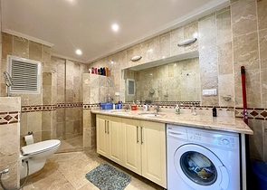 اطلالة بحر - شقة غرفتين وصالة مفروشة - ضمن مجمع سكني في افسلار / الانيا 