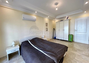 اطلالة بحر - شقة غرفتين وصالة مفروشة - ضمن مجمع سكني في افسلار / الانيا 