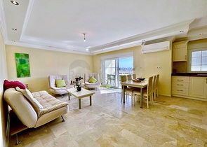 اطلالة بحر - شقة غرفتين وصالة مفروشة - ضمن مجمع سكني في افسلار / الانيا 