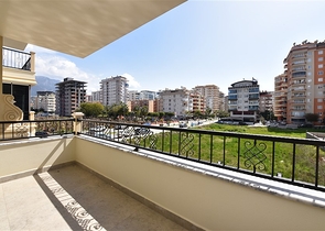 عقارات في الانيا - شقة غرفتين وصالة ضمن مجمع حديث - في منطقة محمودلار 