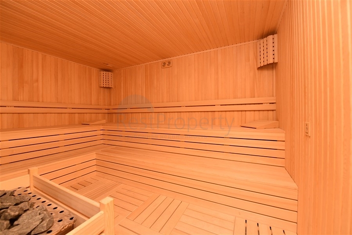 شقة فاخرة - تصميم 2 غرفة وصالة -قريبة من البحر - في محمودلار / الانيا 