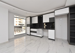 شقة فاخرة - تصميم 2 غرفة وصالة -قريبة من البحر - في محمودلار / الانيا 