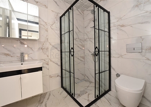 شقة فاخرة - تصميم 2 غرفة وصالة -قريبة من البحر - في محمودلار / الانيا 