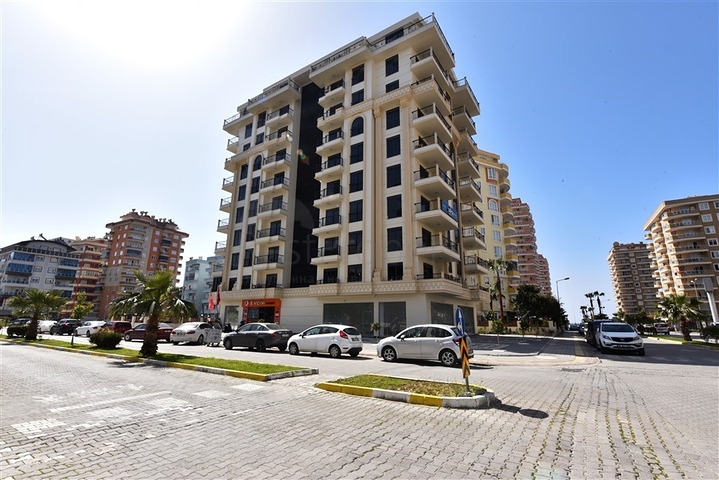 شقق للبيع في الانيا - ضمن مجمع فاخر قريب من البحر والاسواق - غرفتين وصالة -محمودلار / الانيا 