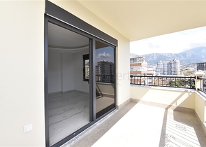 شقق للبيع في الانيا - ضمن مجمع فاخر قريب من البحر والاسواق - غرفتين وصالة -محمودلار / الانيا 