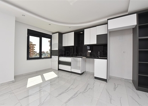 شقق للبيع في الانيا - ضمن مجمع فاخر قريب من البحر والاسواق - غرفتين وصالة -محمودلار / الانيا 