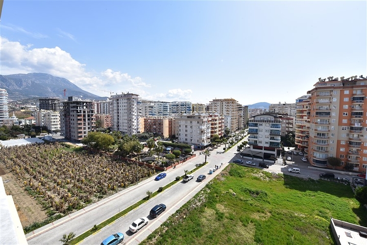 مجمع انيق - شقة غرفتين وصالة - قريبة من البحر - في محمودلار / الانيا 