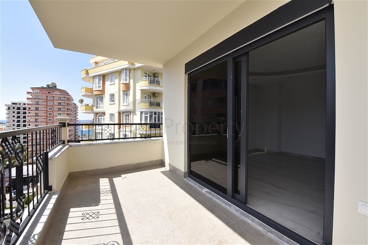 مجمع انيق - شقة غرفتين وصالة - قريبة من البحر - في محمودلار / الانيا 