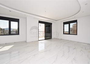 مجمع انيق - شقة غرفتين وصالة - قريبة من البحر - في محمودلار / الانيا 