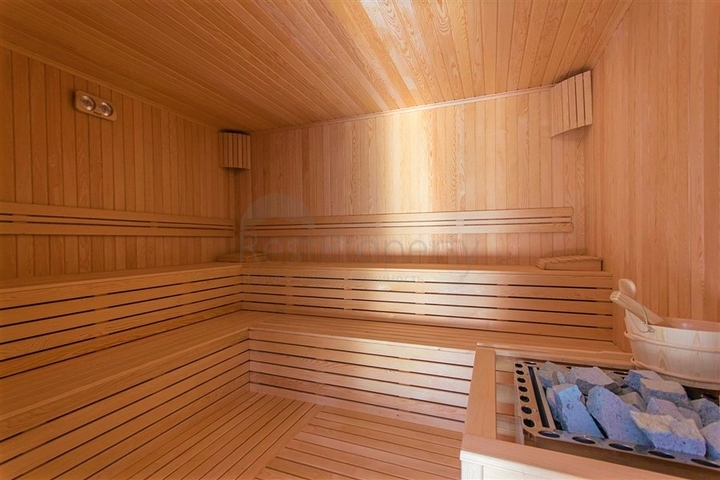 شقة غرفة وصالة ضمن مجمع حديث - في محمودلار / الانيا 