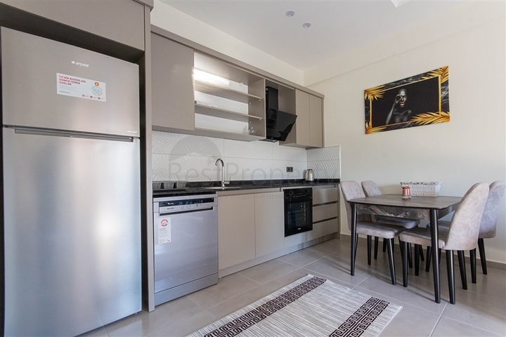 شقة غرفة وصالة ضمن مجمع حديث - في محمودلار / الانيا 