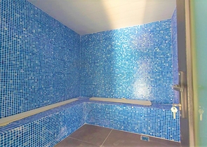 شقة غرفة وصالة ضمن مجمع حديث - في محمودلار / الانيا 