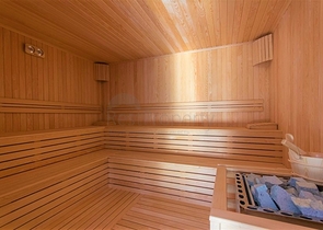 شقة غرفة وصالة ضمن مجمع حديث - في محمودلار / الانيا 