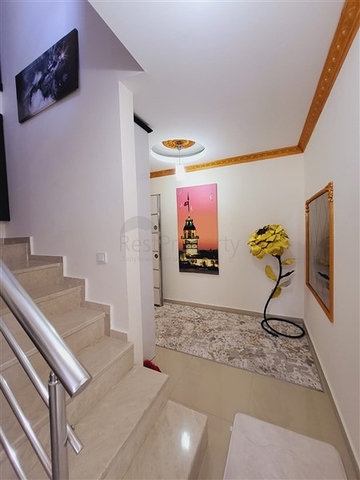 دوبلكس انيقة 3 غرف وصالة - اطلالة جبلية ساحرة - في محمودلار / الانيا 