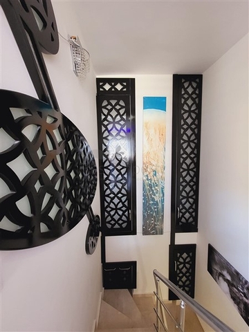 دوبلكس انيقة 3 غرف وصالة - اطلالة جبلية ساحرة - في محمودلار / الانيا 