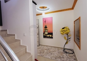 دوبلكس انيقة 3 غرف وصالة - اطلالة جبلية ساحرة - في محمودلار / الانيا 