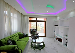 شقة واسعة 3 غرف وصالة -مفروشة -في محمودلار / الانيا 