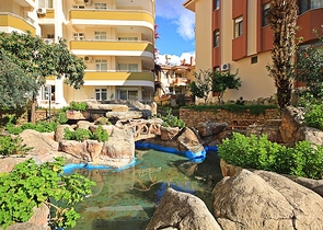 شقة واسعة 3 غرف وصالة -مفروشة -في محمودلار / الانيا 