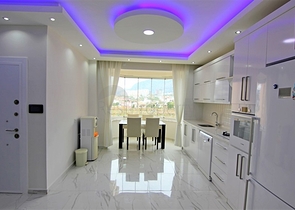 شقة واسعة 3 غرف وصالة -مفروشة -في محمودلار / الانيا 