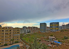 شقة واسعة 3 غرف وصالة -مفروشة -في محمودلار / الانيا 