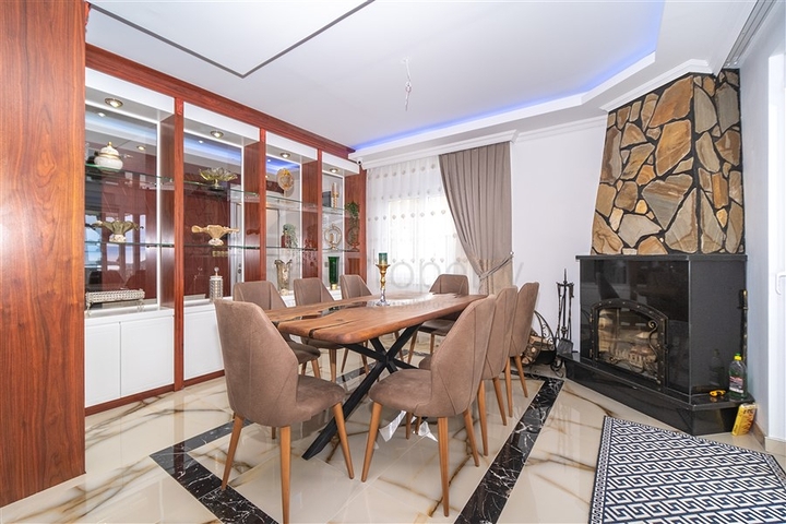 اطلالة بحر - فيلا مستقلة - 3 غرف وصالة - مسبح خاص - في كارجيجاك / الانيا