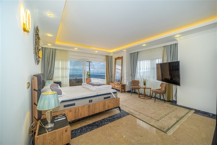 اطلالة بحر - فيلا مستقلة - 3 غرف وصالة - مسبح خاص - في كارجيجاك / الانيا