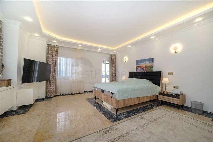 اطلالة بحر - فيلا مستقلة - 3 غرف وصالة - مسبح خاص - في كارجيجاك / الانيا