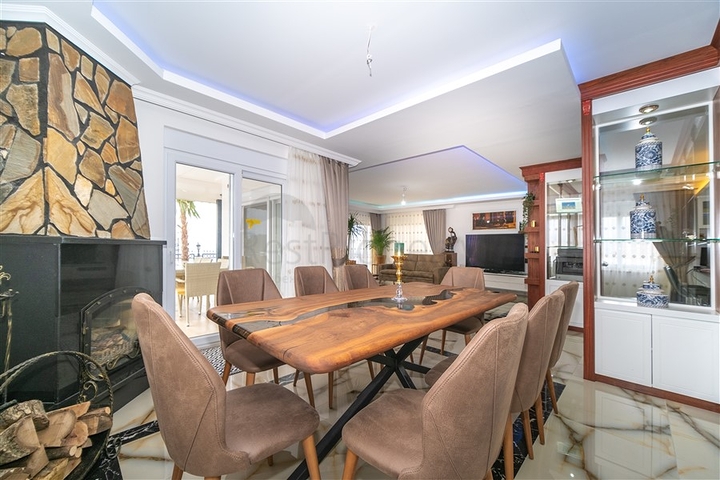 اطلالة بحر - فيلا مستقلة - 3 غرف وصالة - مسبح خاص - في كارجيجاك / الانيا