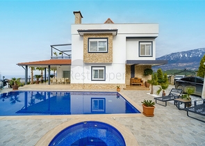 اطلالة بحر - فيلا مستقلة - 3 غرف وصالة - مسبح خاص - في كارجيجاك / الانيا