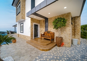 اطلالة بحر - فيلا مستقلة - 3 غرف وصالة - مسبح خاص - في كارجيجاك / الانيا