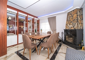 اطلالة بحر - فيلا مستقلة - 3 غرف وصالة - مسبح خاص - في كارجيجاك / الانيا