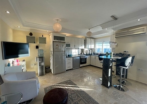 تراس واسع - دوبلكس 3 غرف وصالة - ضمن مجمع سكني - في افسلار / الانيا 