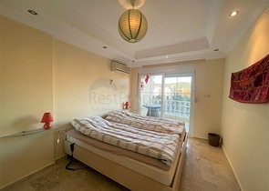 تراس واسع - دوبلكس 3 غرف وصالة - ضمن مجمع سكني - في افسلار / الانيا 