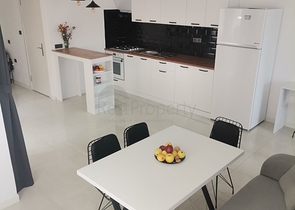 اطلالة بحر - شقة غرفة وصالة مفروشة - في توسمور / الانيا 