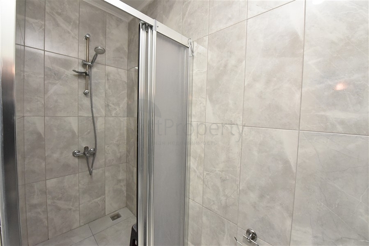 دوبلكس للبيع في مركز الانيا - غرفتين وصالة مفروشة - مطبخ منفصل - الانيا 