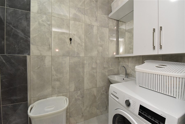 دوبلكس للبيع في مركز الانيا - غرفتين وصالة مفروشة - مطبخ منفصل - الانيا 