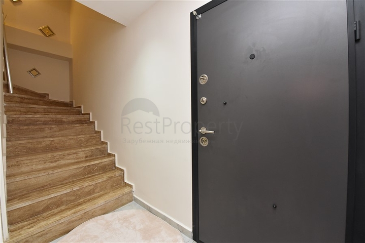 دوبلكس للبيع في مركز الانيا - غرفتين وصالة مفروشة - مطبخ منفصل - الانيا 