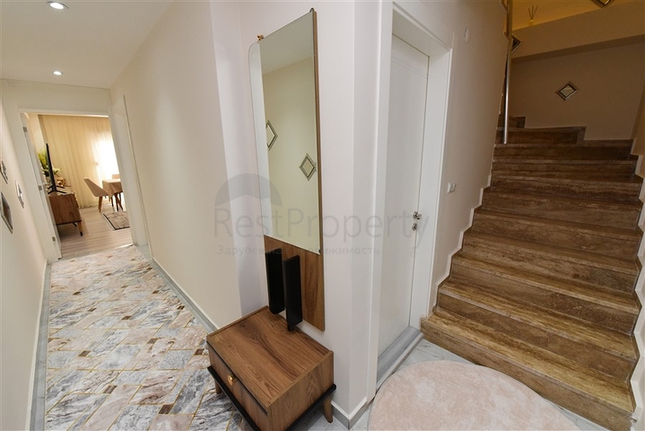 دوبلكس للبيع في مركز الانيا - غرفتين وصالة مفروشة - مطبخ منفصل - الانيا 